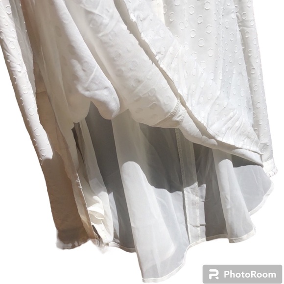 LOFT | clip dot v-neck peasant style blouse in whisper white, medium (maternity) - Picture 6 of 13